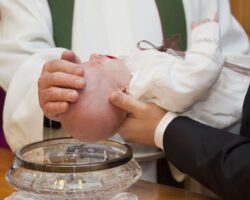 Dåbsteologi tilpasset tiden – eller…?