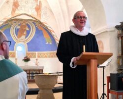 Hans Jørgen Hansen bliver (endnu mere) præst i Hedensted