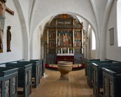 Hvem skal bestemme liturgien i folkekirken?